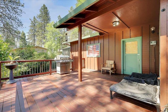 12015 Alta Sierra Dr, Grass Valley, CA 95949