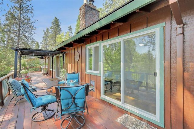 12015 Alta Sierra Dr, Grass Valley, CA 95949