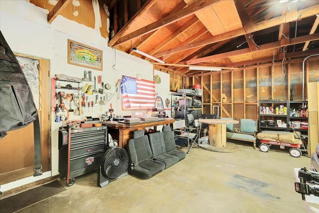 12015 Alta Sierra Dr, Grass Valley, CA 95949