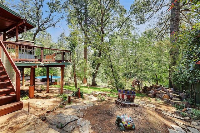 12015 Alta Sierra Dr, Grass Valley, CA 95949