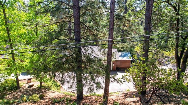 12015 Alta Sierra Dr, Grass Valley, CA 95949