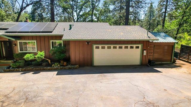 12015 Alta Sierra Dr, Grass Valley, CA 95949