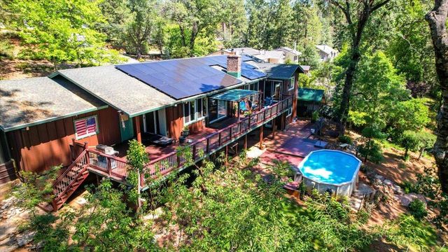 12015 Alta Sierra Dr, Grass Valley, CA 95949
