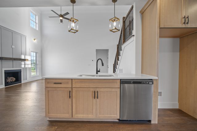 522 Foxglove Ln, Clarksville, TN 37043