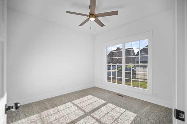 522 Foxglove Ln, Clarksville, TN 37043