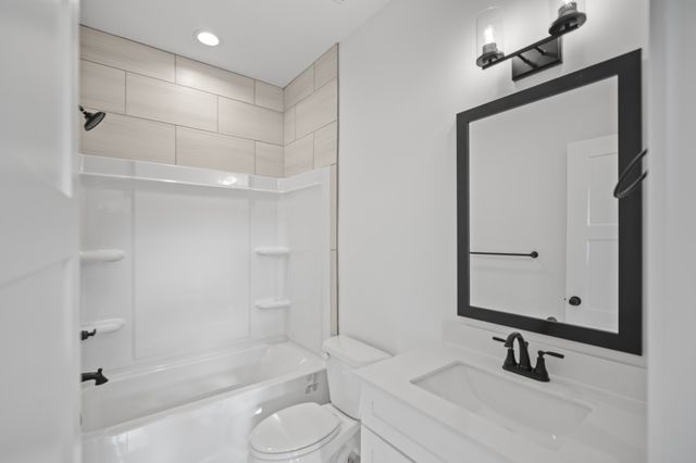 522 Foxglove Ln, Clarksville, TN 37043