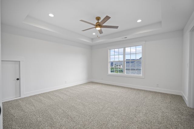 522 Foxglove Ln, Clarksville, TN 37043