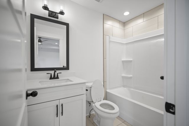 522 Foxglove Ln, Clarksville, TN 37043