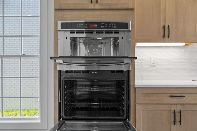 522 Foxglove Ln, Clarksville, TN 37043