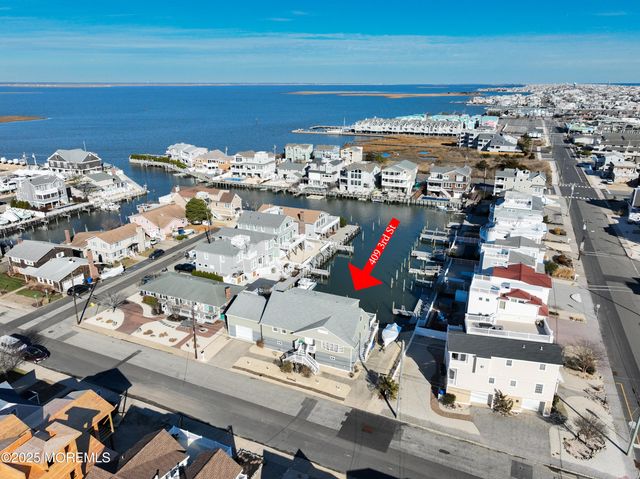 409 3rd Street, Beach Haven, NJ 08008