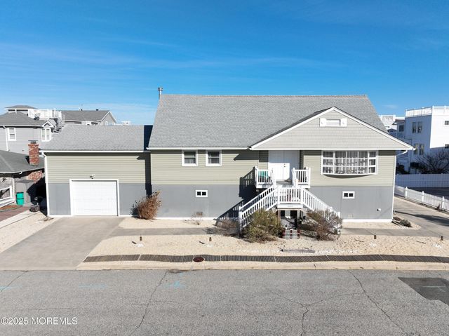 409 3rd Street, Beach Haven, NJ 08008