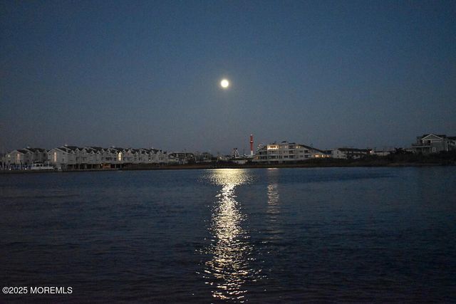 409 3rd Street, Beach Haven, NJ 08008