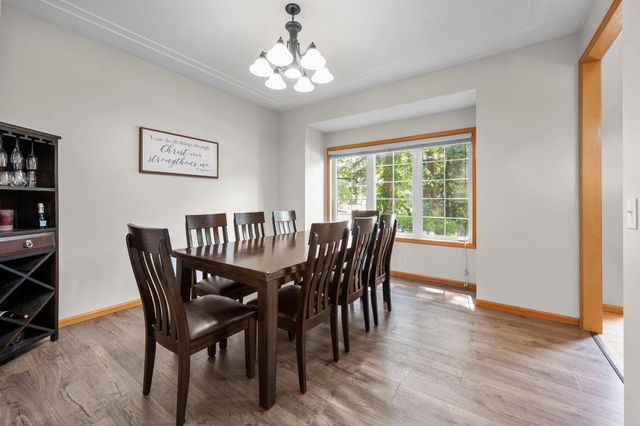 14991 Creditview Drive, Savage, MN 55378