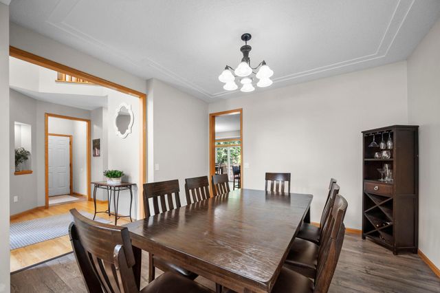 14991 Creditview Drive, Savage, MN 55378