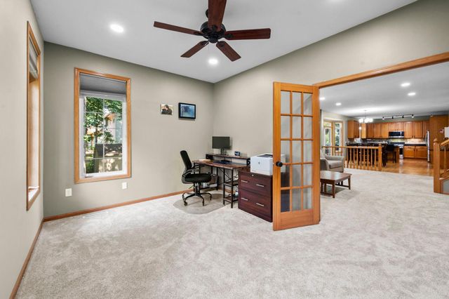 14991 Creditview Drive, Savage, MN 55378