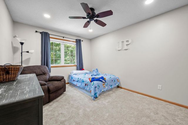 14991 Creditview Drive, Savage, MN 55378