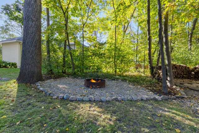 14991 Creditview Drive, Savage, MN 55378