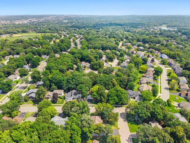 14991 Creditview Drive, Savage, MN 55378