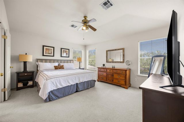 4604 Hoffman DR, Austin, TX 78749