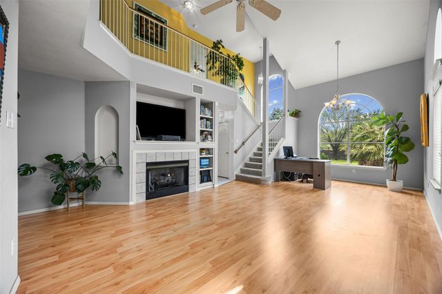 4604 Hoffman DR, Austin, TX 78749