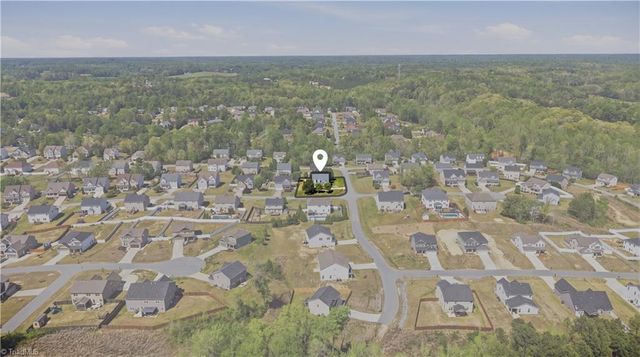 319 Ironwood Drive, Thomasville, NC 27360