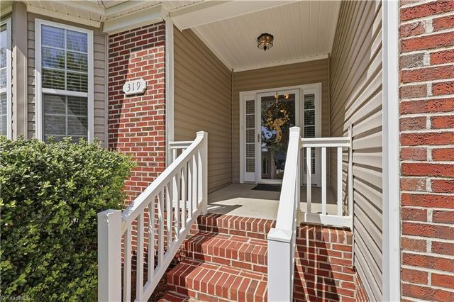 319 Ironwood Drive, Thomasville, NC 27360