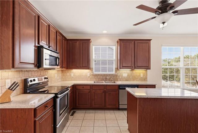 319 Ironwood Drive, Thomasville, NC 27360