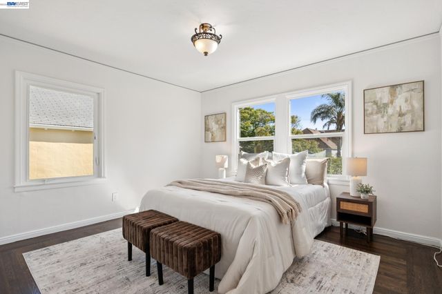 3039 Kansas St, Oakland, CA 94602