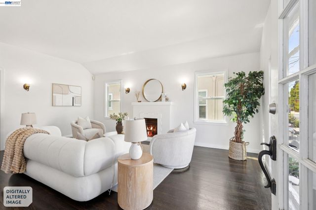 3039 Kansas St, Oakland, CA 94602