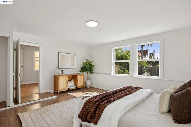 3039 Kansas St, Oakland, CA 94602