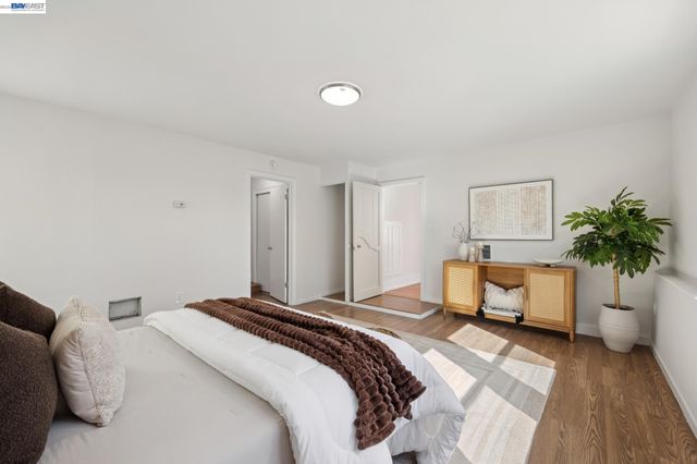 3039 Kansas St, Oakland, CA 94602
