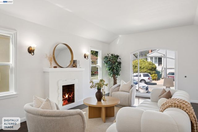 3039 Kansas St, Oakland, CA 94602