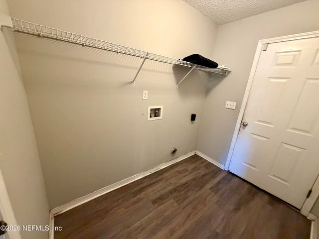 1414 HAWKS CREST Drive, Middleburg, FL 32068