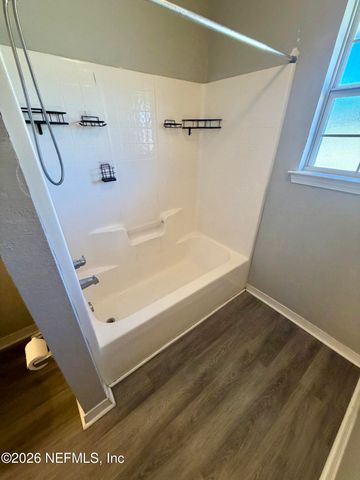 1414 HAWKS CREST Drive, Middleburg, FL 32068