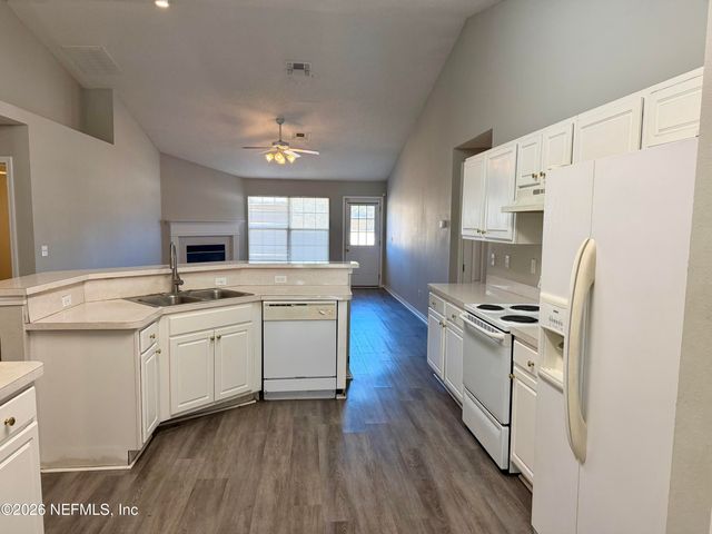 1414 HAWKS CREST Drive, Middleburg, FL 32068