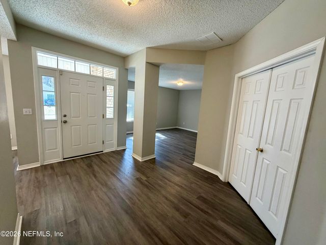 1414 HAWKS CREST Drive, Middleburg, FL 32068