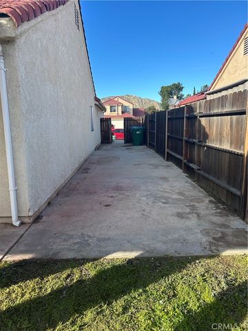 23757 Cockatiel, Moreno Valley, CA 92557