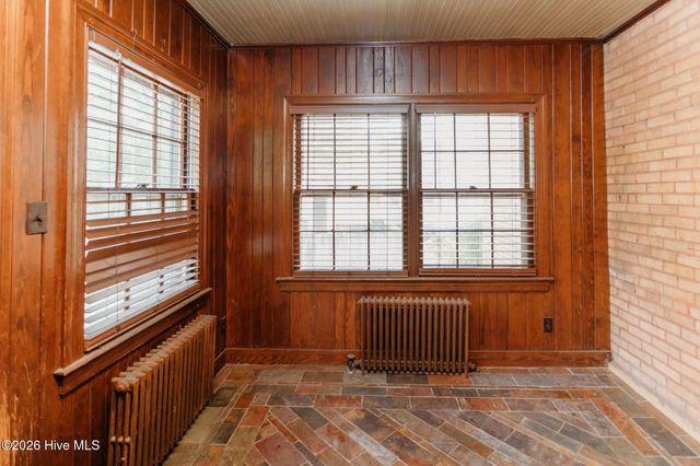 301 Whitehead Avenue NE, Wilson, NC 27893