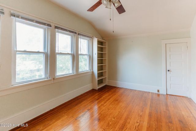 301 Whitehead Avenue NE, Wilson, NC 27893