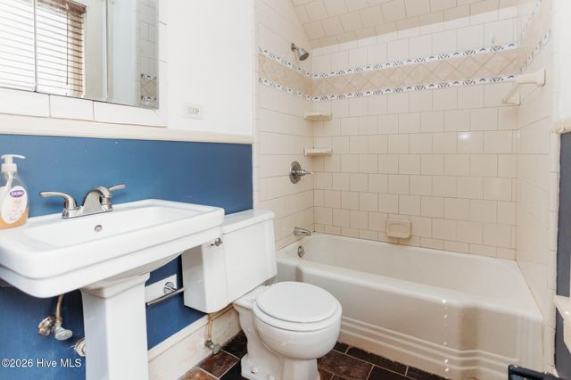 301 Whitehead Avenue NE, Wilson, NC 27893