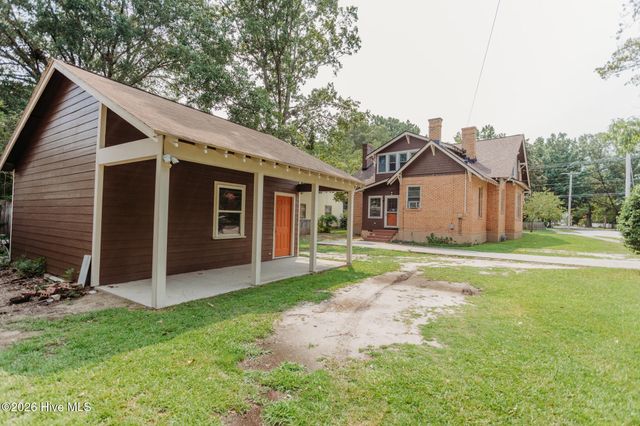 301 Whitehead Avenue NE, Wilson, NC 27893