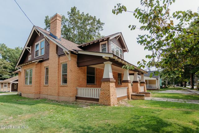 301 Whitehead Avenue NE, Wilson, NC 27893