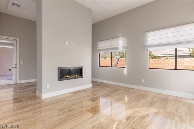 26 Cranberry Cove Court, Las Vegas, NV 89135
