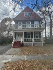 54 Washington Rd 3, Springfield, MA 01108