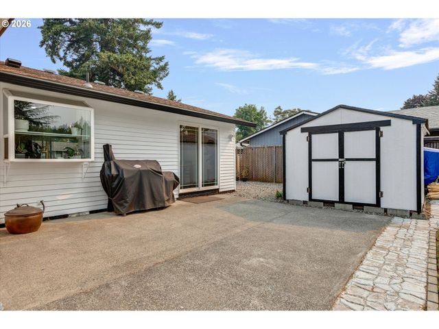 2112 Nw 15TH Ct, Gresham, OR 97030