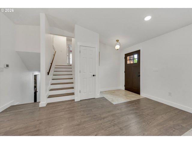2112 Nw 15TH Ct, Gresham, OR 97030