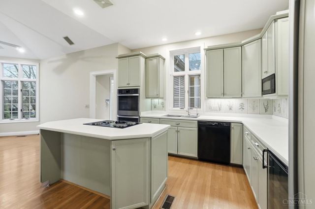 213 Belmont Court, Loveland, OH 45140