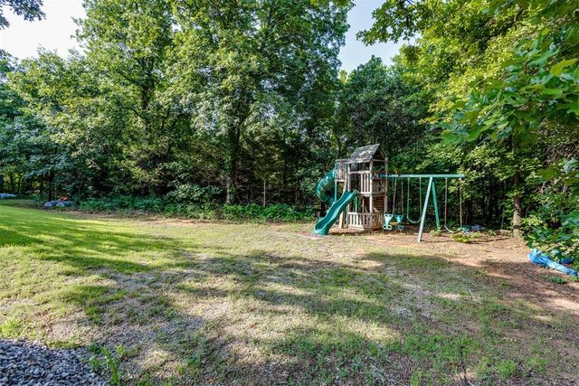 31193 Palimino Drive, Tecumseh, OK 74873