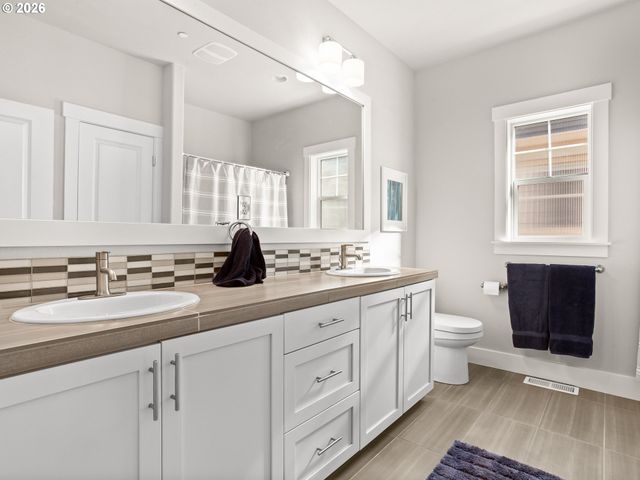 12350 Sw WATERFORD Loop, Wilsonville, OR 97070