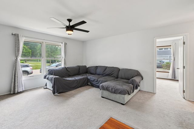 226 Nantucket Hbr 226, Schaumburg, IL 60193